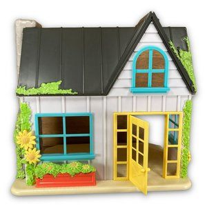 Honey Bee Acres 11” Tall Sunflower Country Cottage Set With Playground Pals Used